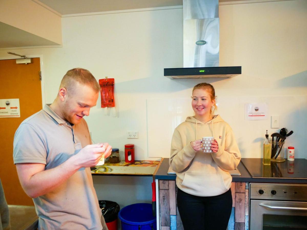 Wanaka Backpackers Bothy Albergue Exterior foto